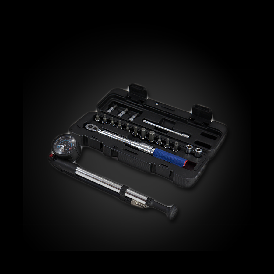 Intense Torque Wrench Set & Shock Pump